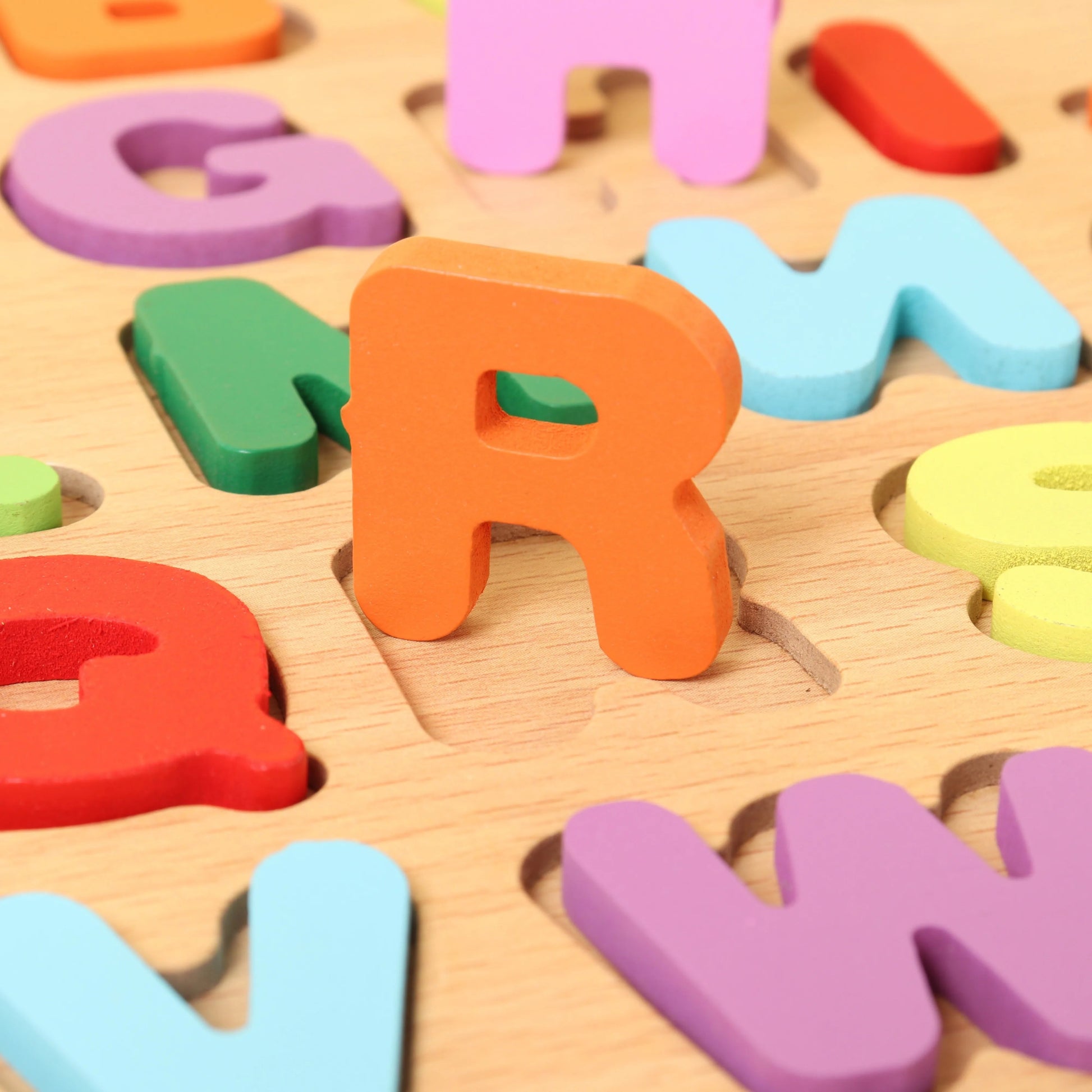 Puzzle éducatif en bois Alphabet et Chiffres – Apprentissage ludique et coloré pour enfants - Nid’Éveil